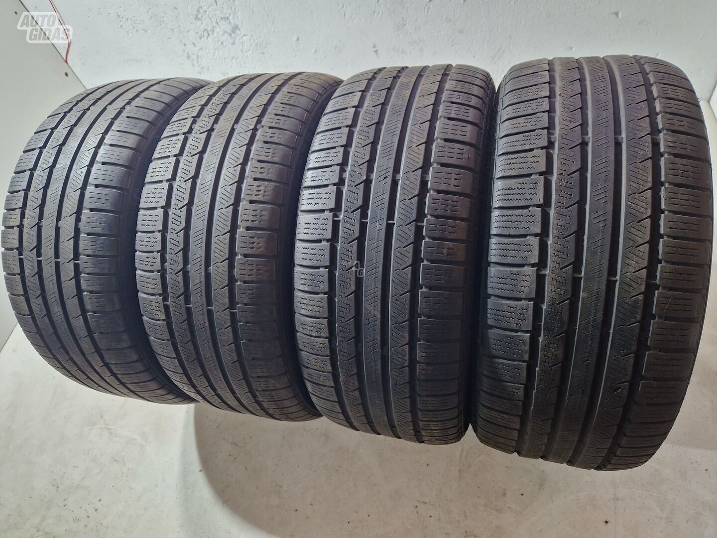 Continental 5mm R18 universal tyres passanger car