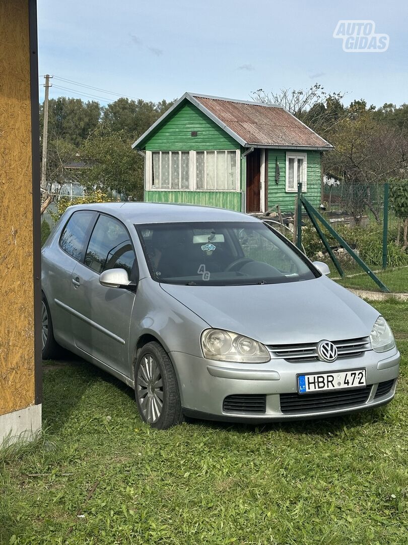 Volkswagen Golf V 2005 г