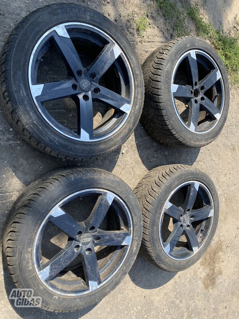 Light alloy R18 rims