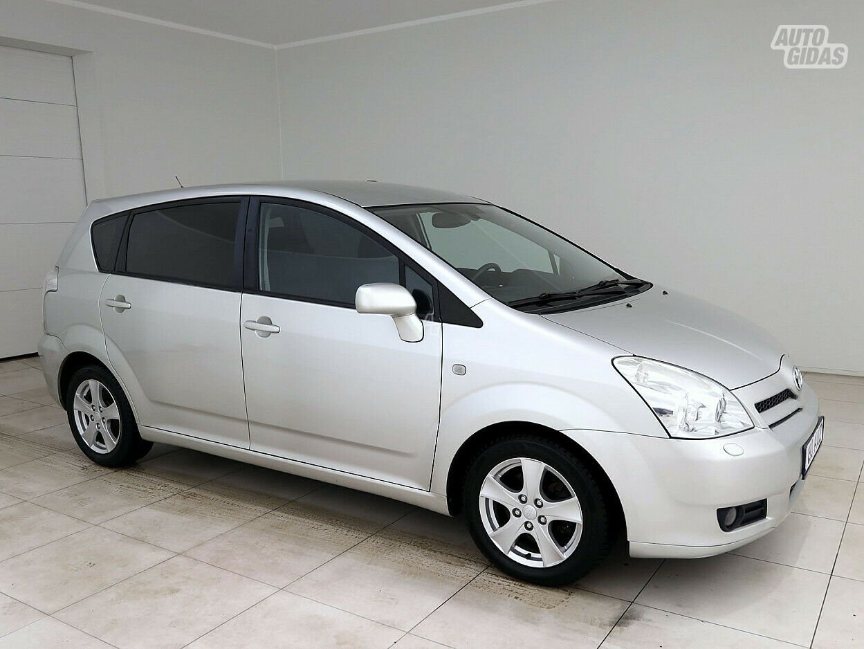 Toyota Corolla Verso 2006 y Van