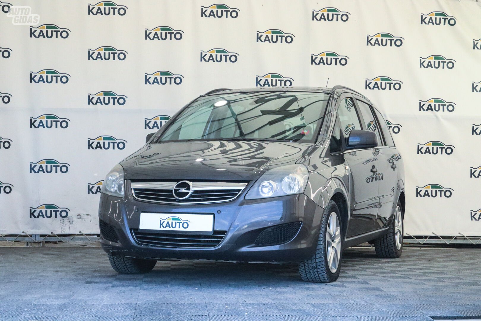 Opel Zafira 2010 m Vienatūris