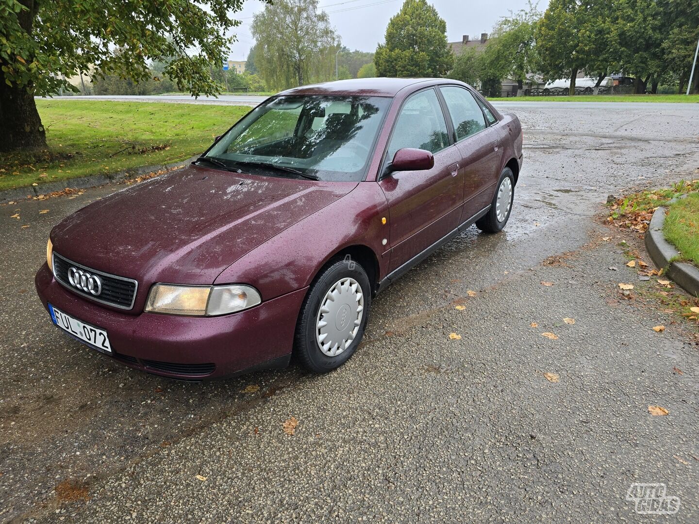 Audi A4 1997 г Седан