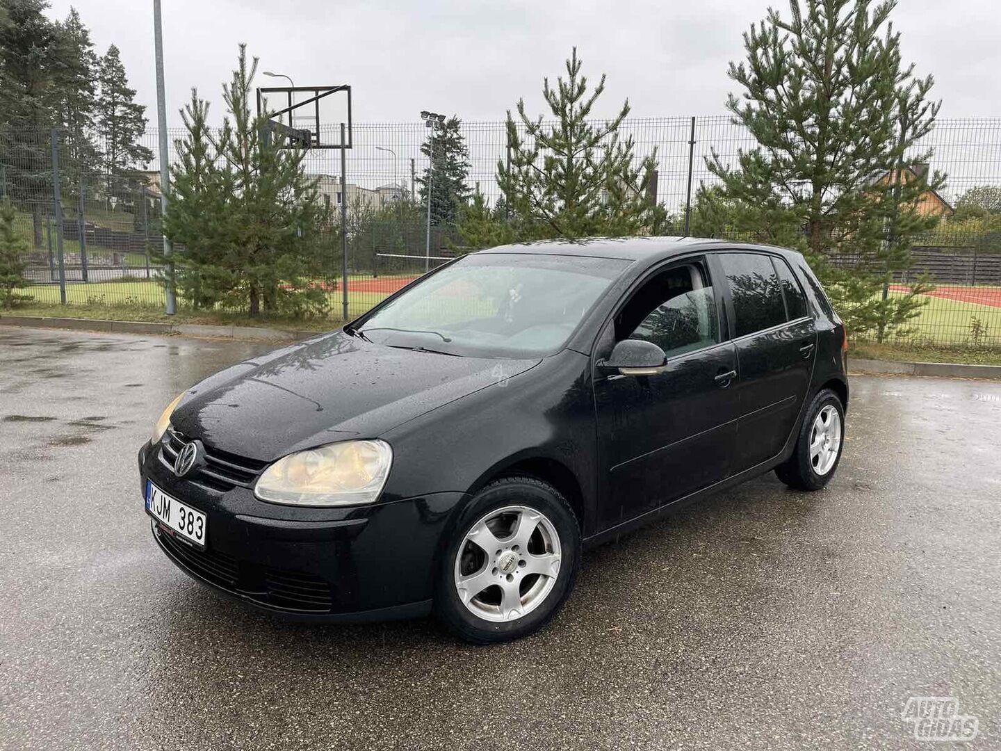 Volkswagen Golf 2005 г Хэтчбек