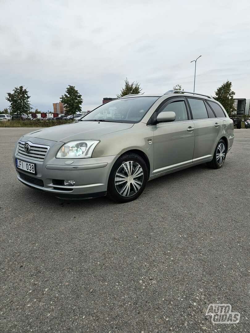 Toyota Avensis 2004 m nuoma