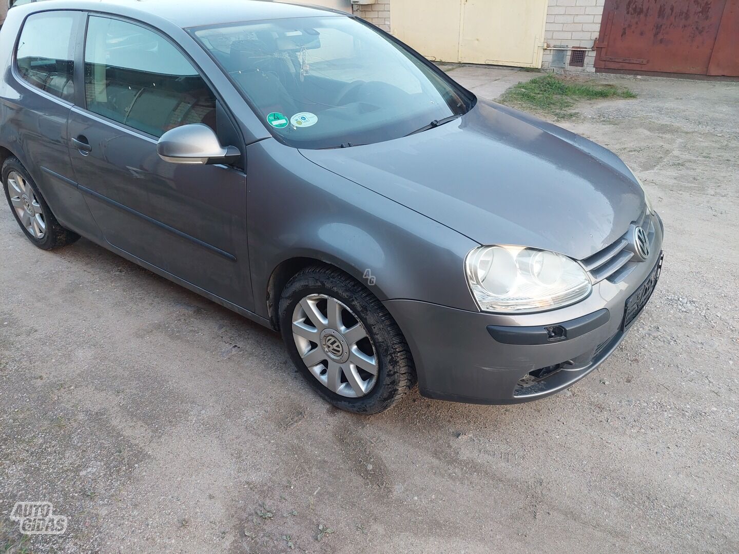 Volkswagen Golf 2005 y parts