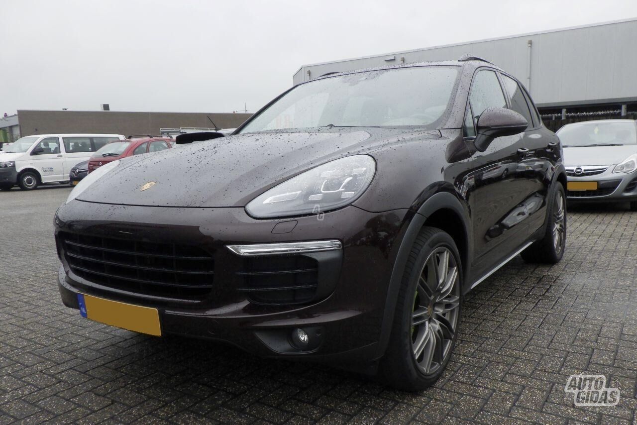 Porsche Cayenne 12874 2015 г