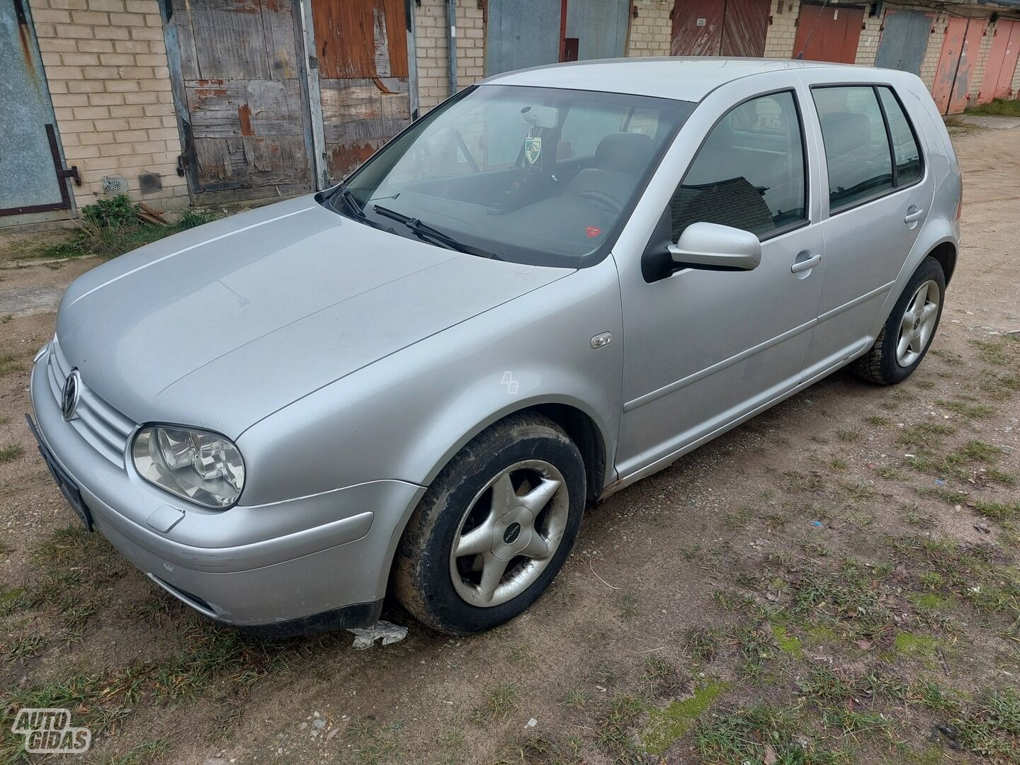 Volkswagen Golf 2002 m dalys