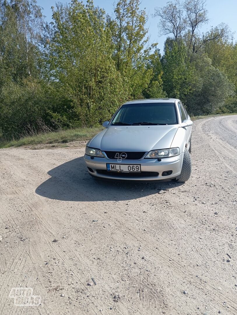 Opel Vectra 2001 г Хэтчбек