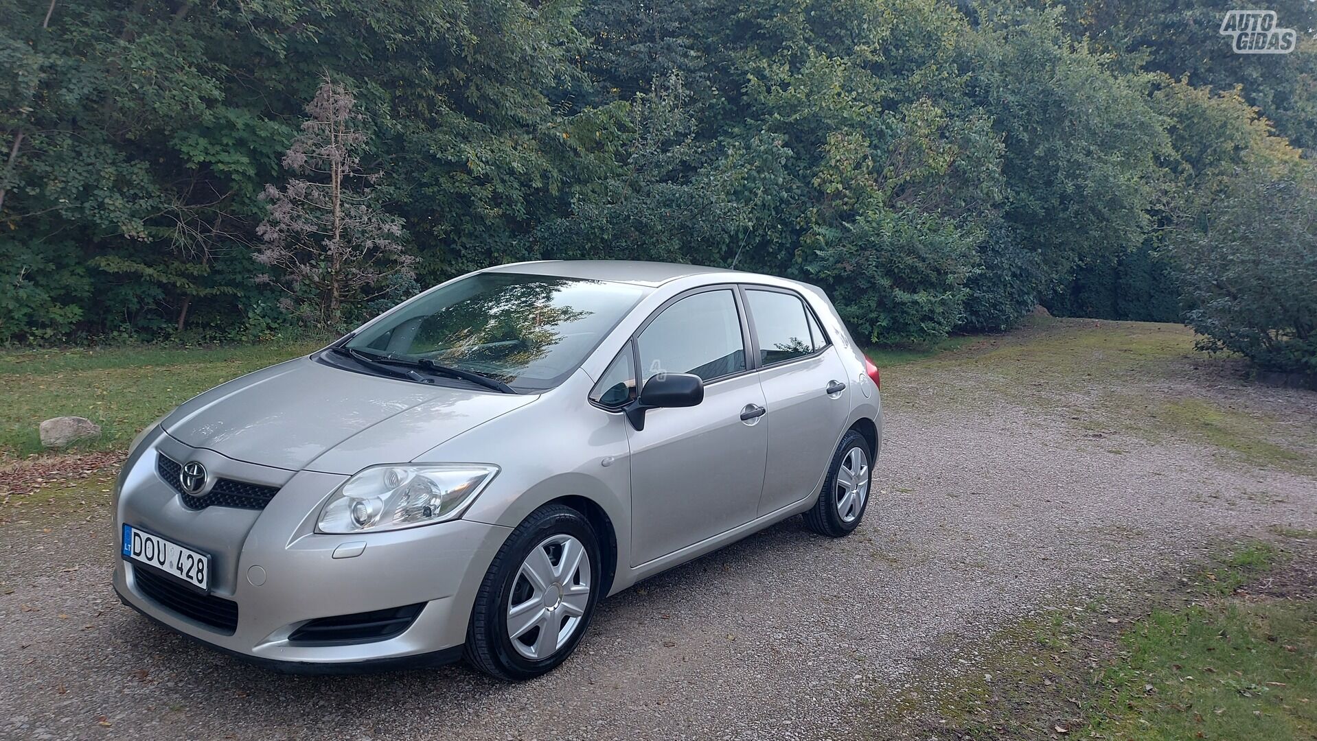 Toyota Auris 2008 г Хэтчбек