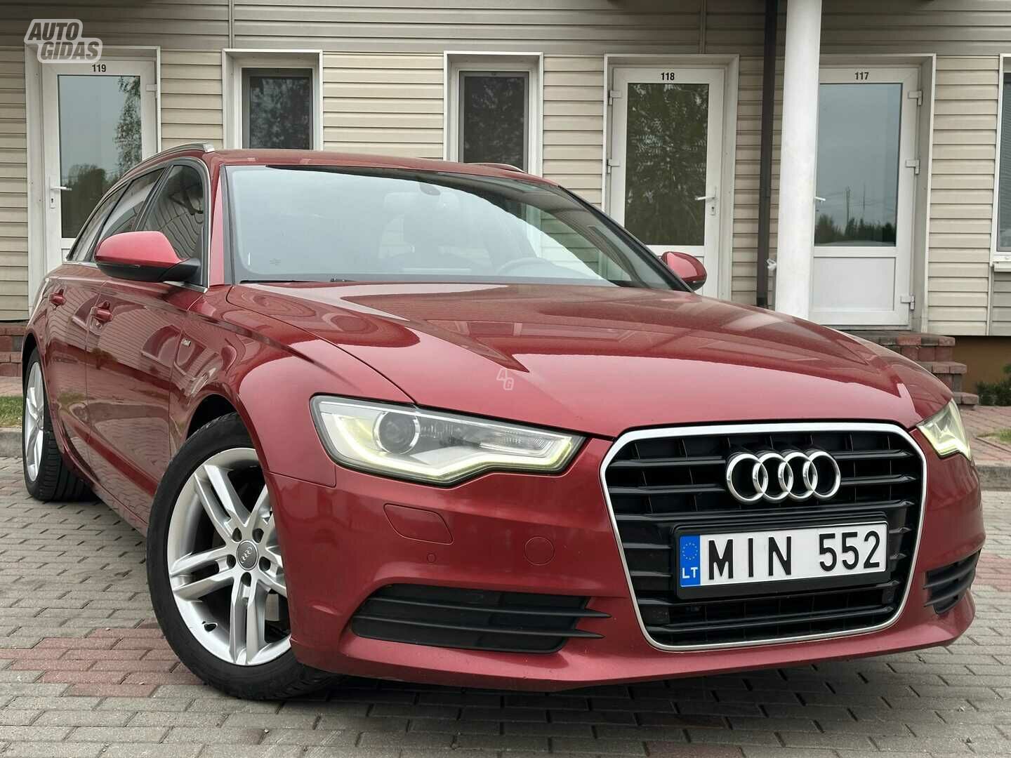 Audi A6 2013 m Universalas