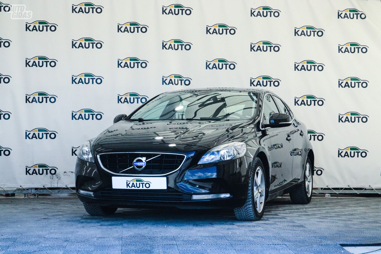 Volvo V40 2014 m Hečbekas