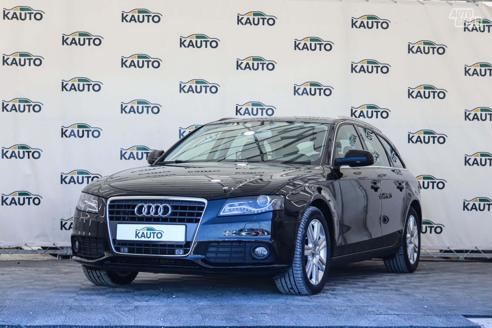 Audi A4 2010 m Universalas