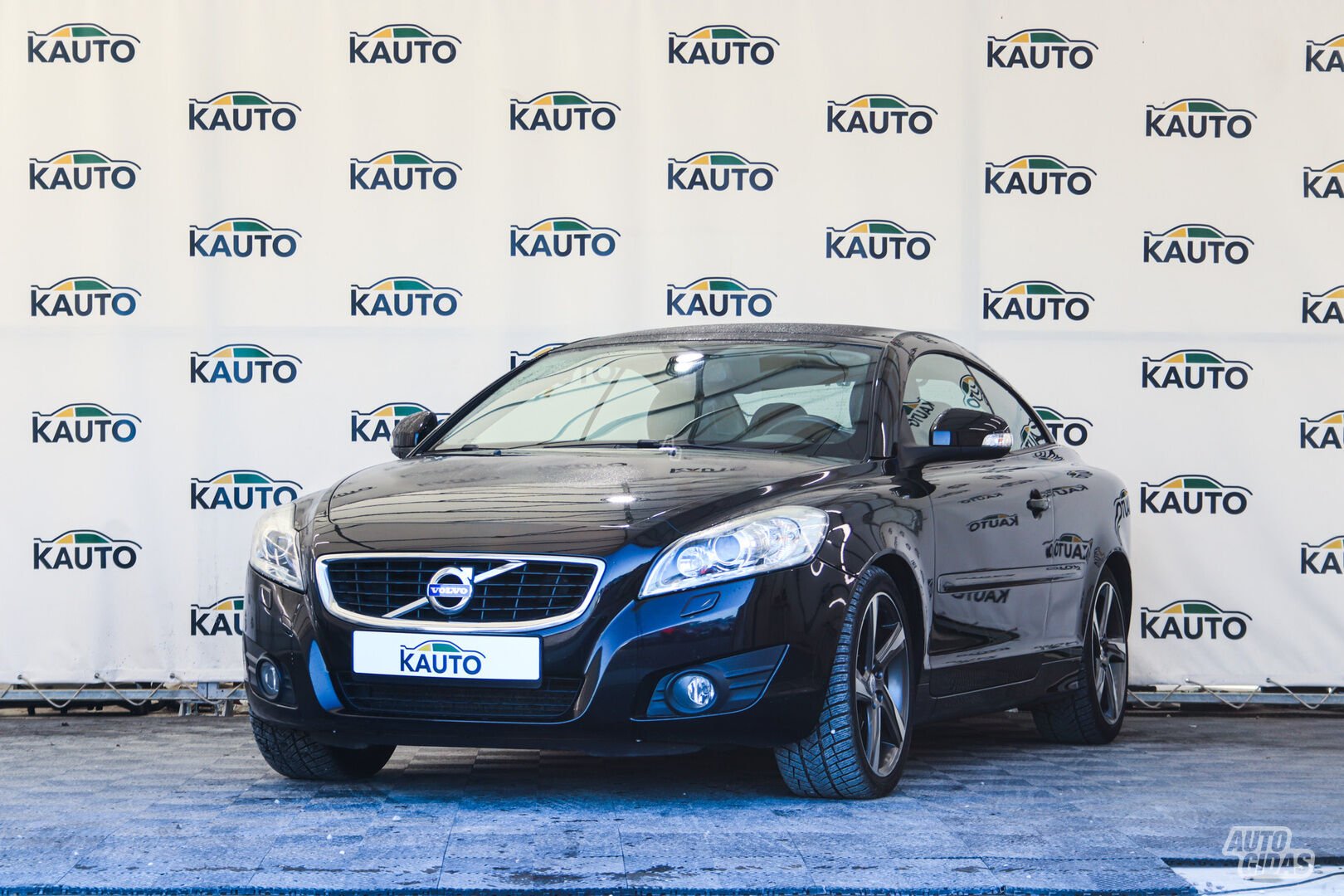 Volvo C70 2010 m Kabrioletas