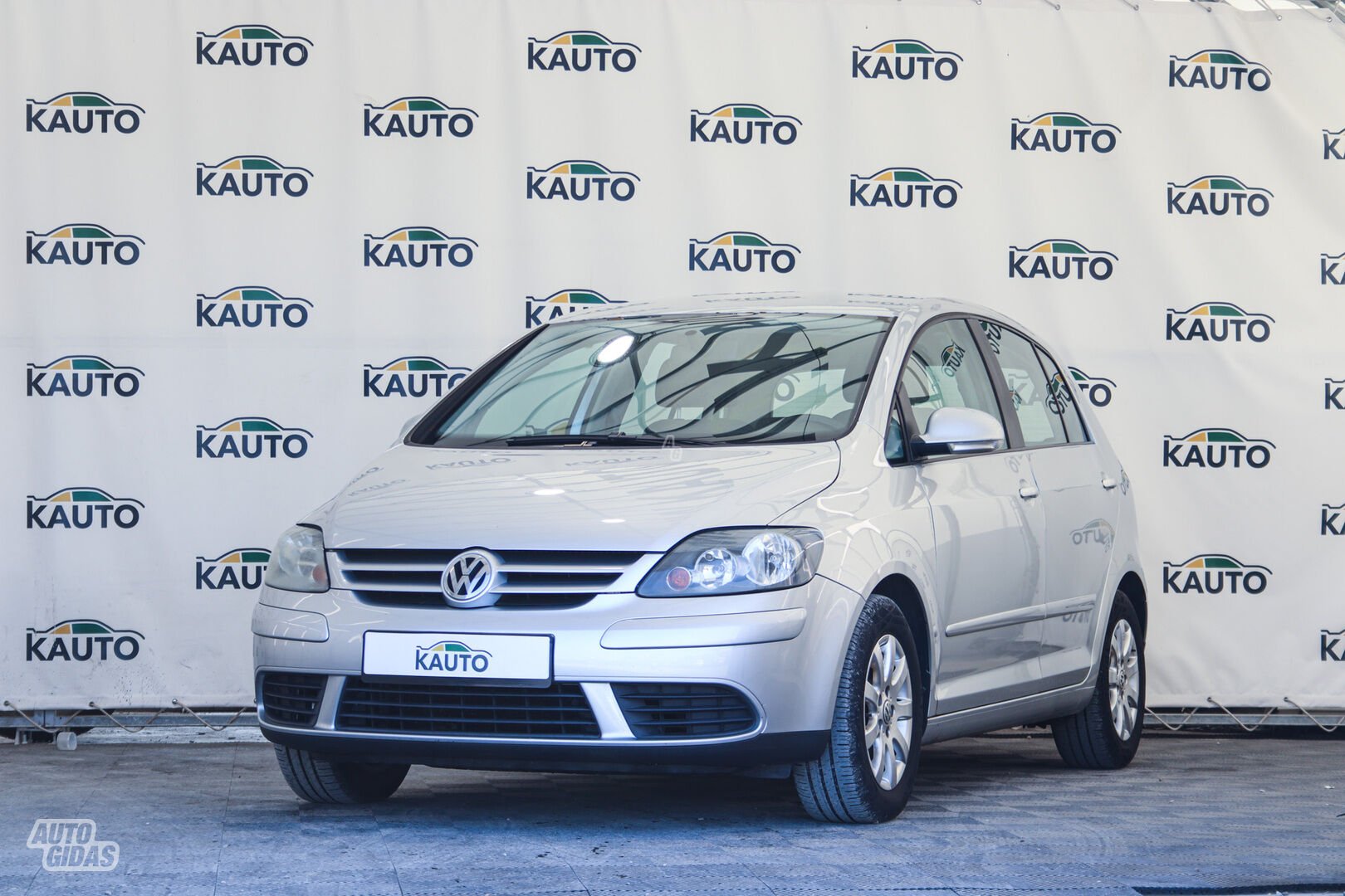 Volkswagen Golf Plus 2006 г Хэтчбек