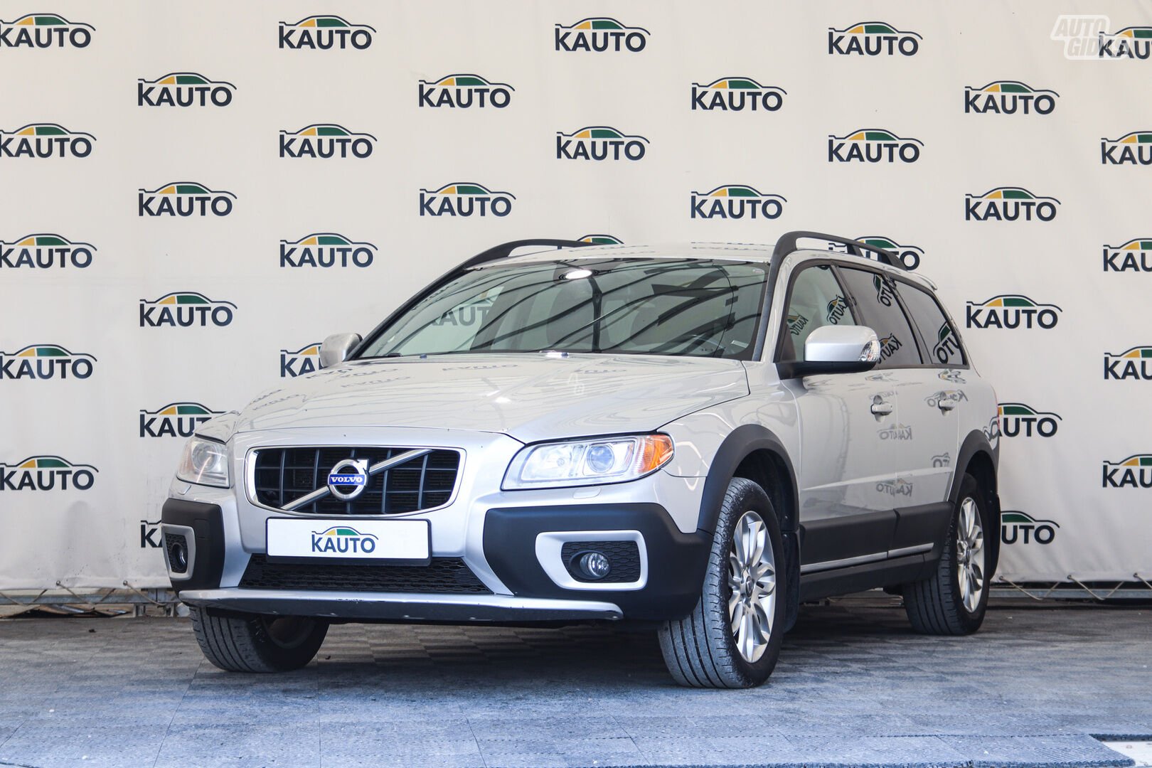 Volvo XC70 2012 г Универсал