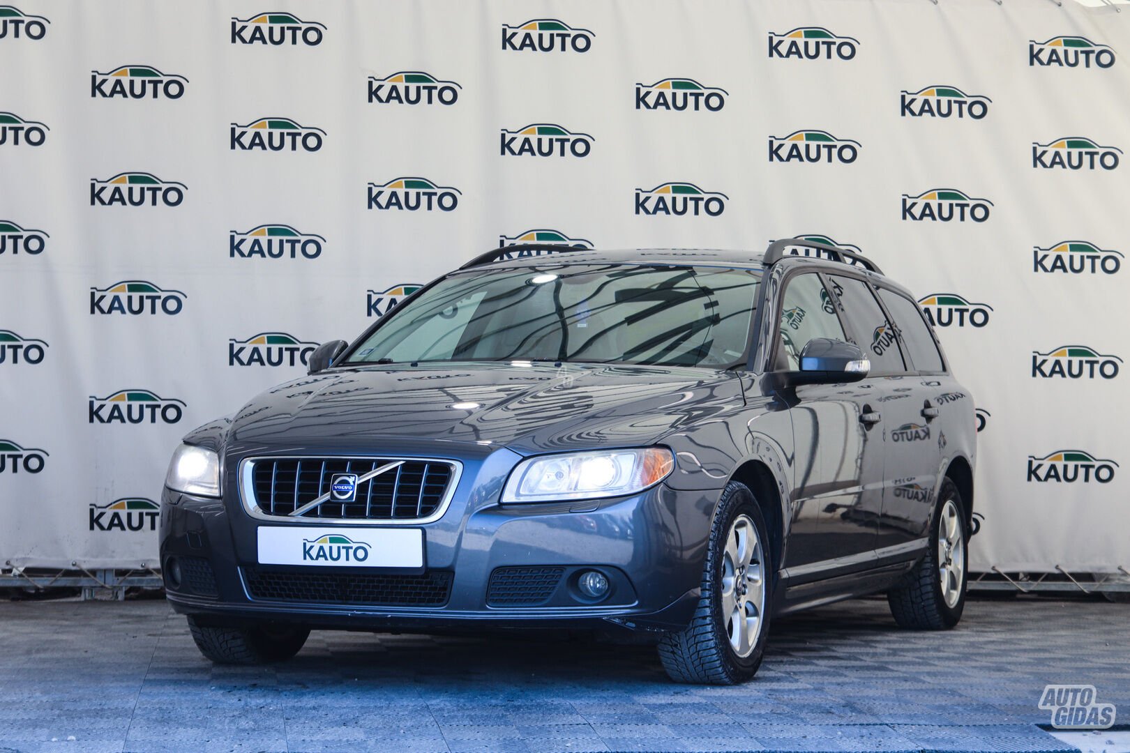 Volvo V70 2008 y Wagon