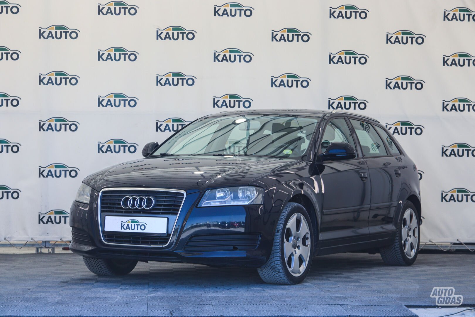 Audi A3 2010 г Хэтчбек