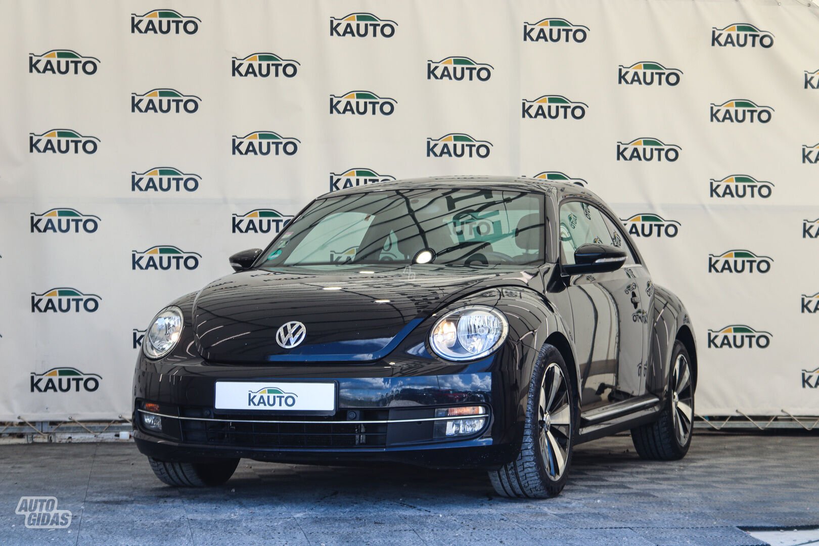 Volkswagen Beetle 2013 г Хэтчбек