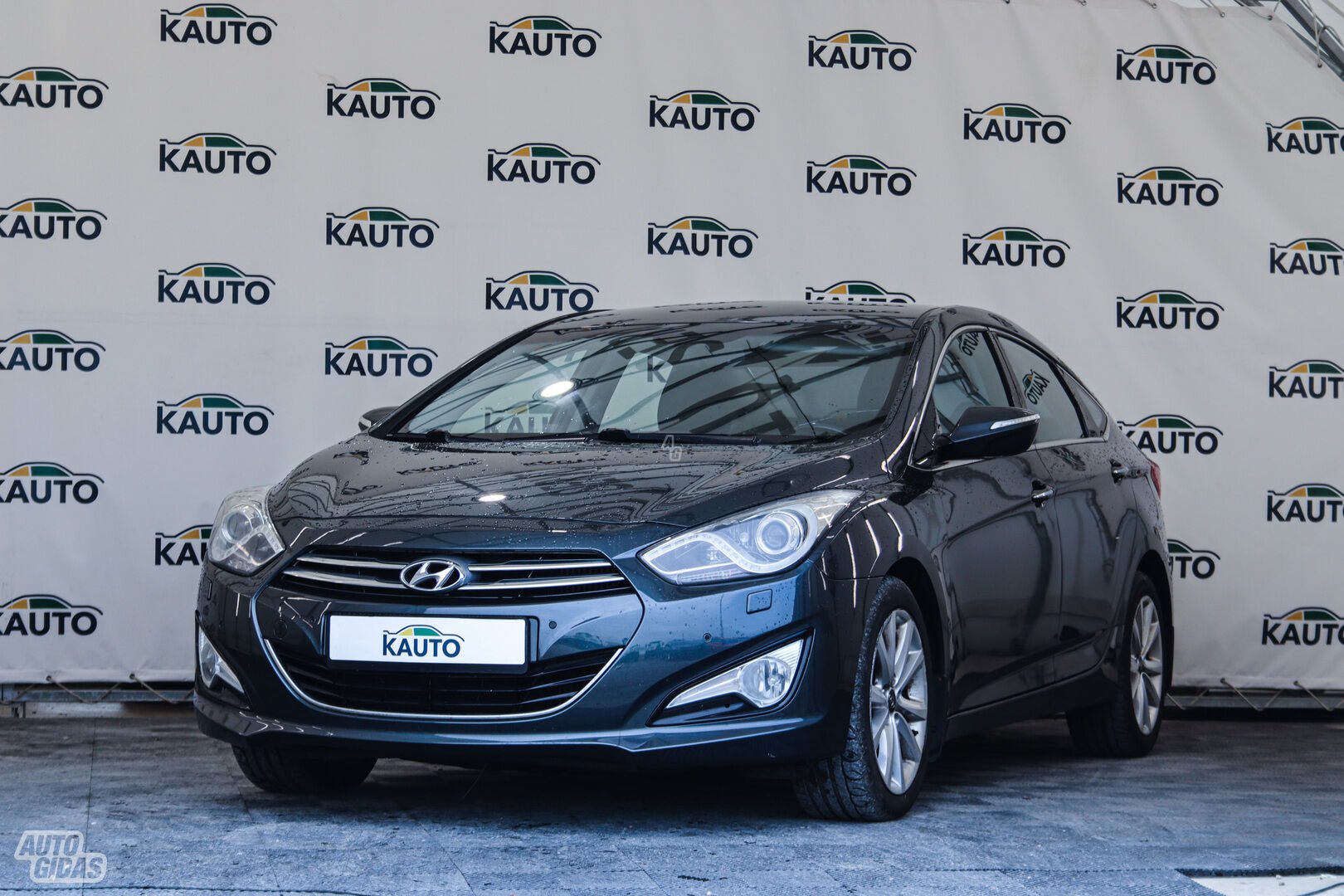 Hyundai i40 2013 г Седан