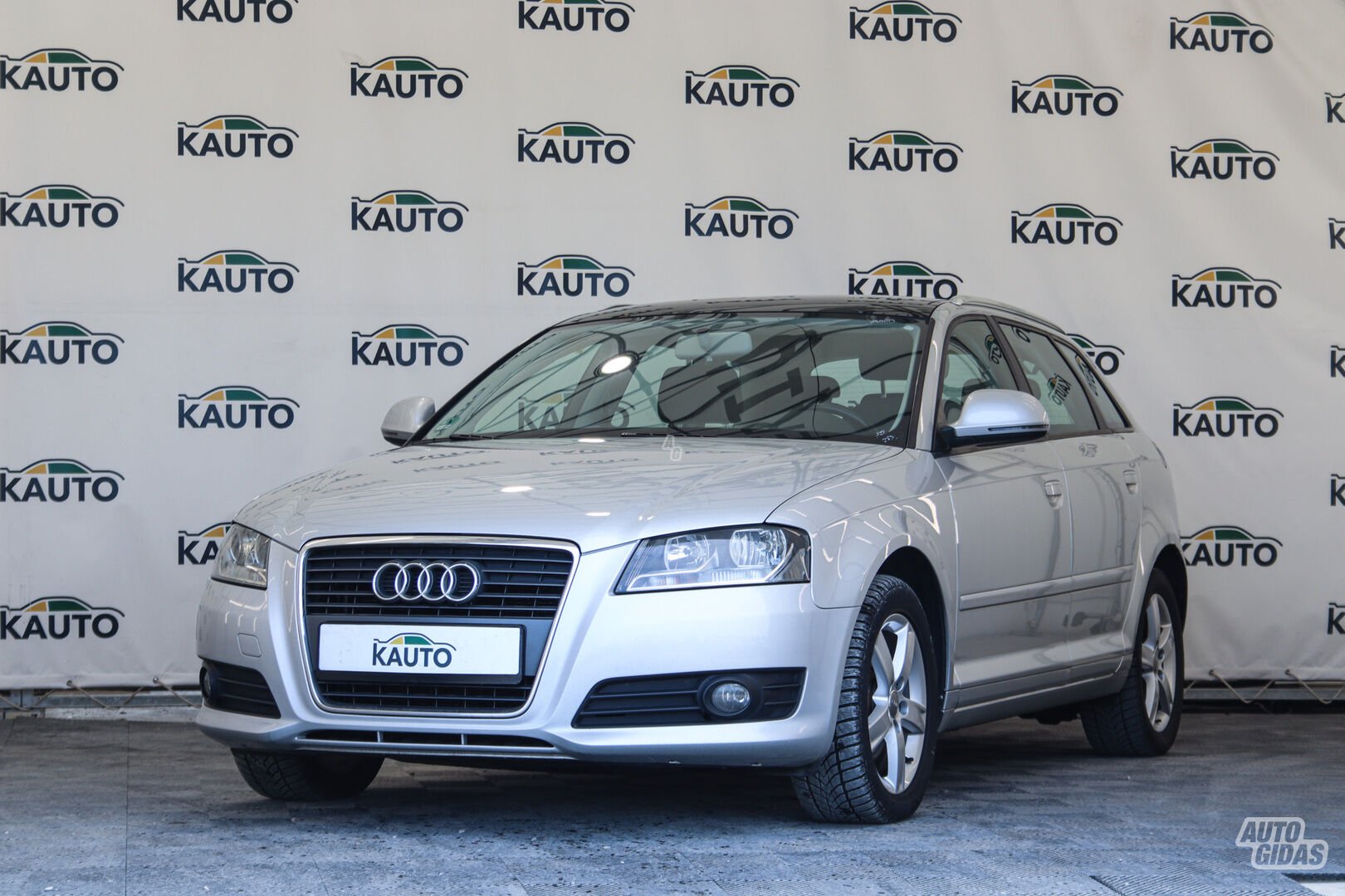 Audi A3 2010 г Хэтчбек