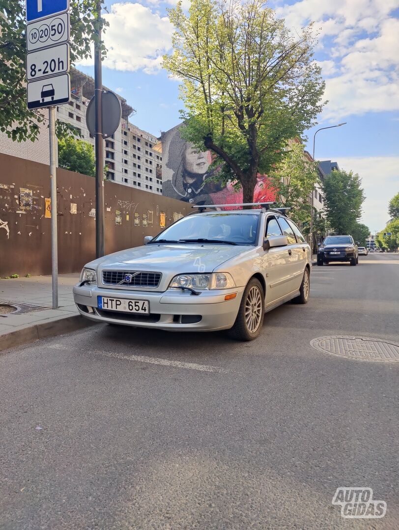 Volvo V40 D 2002 г