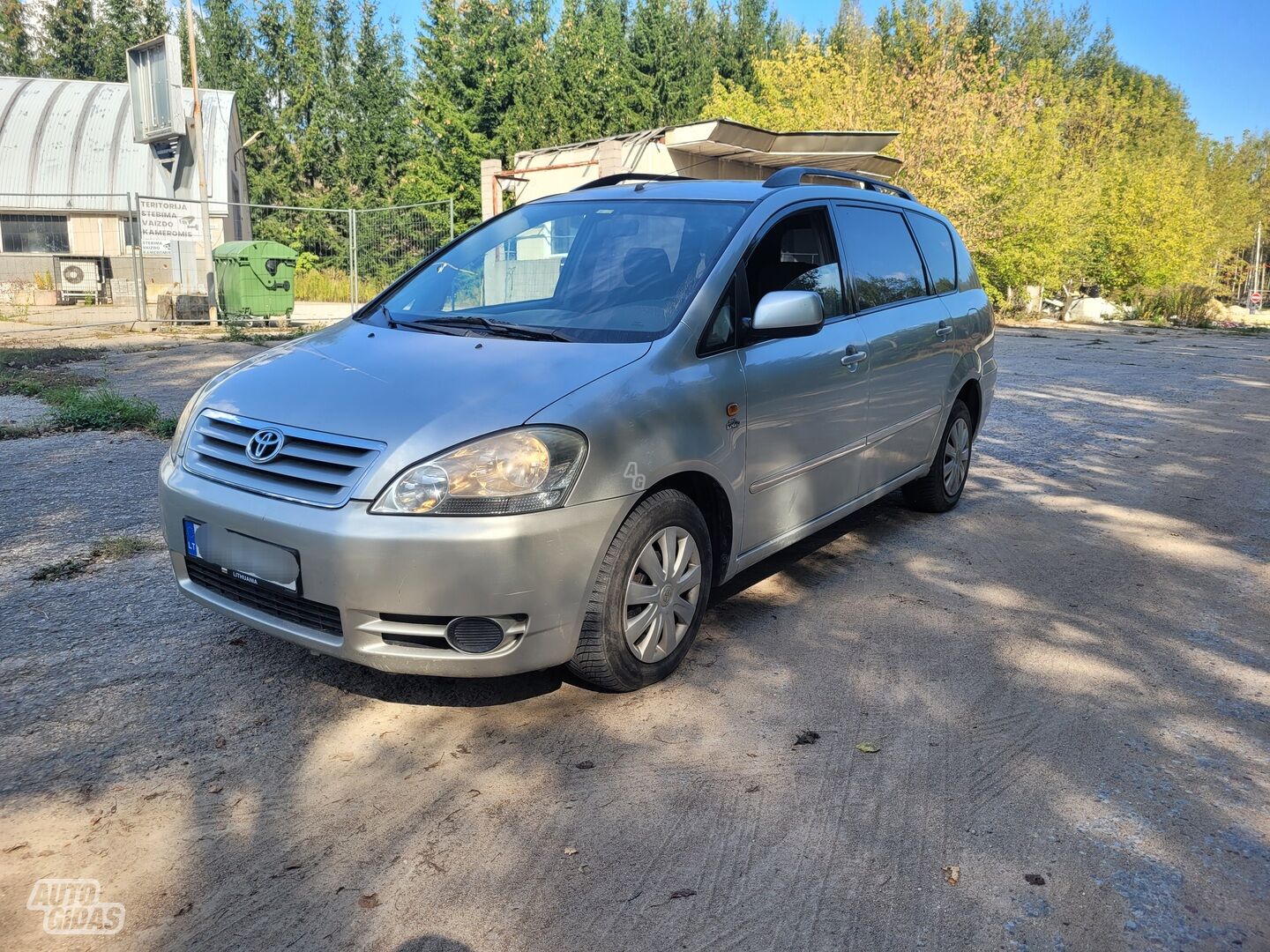 Toyota Avensis Verso 2002 m Vienatūris