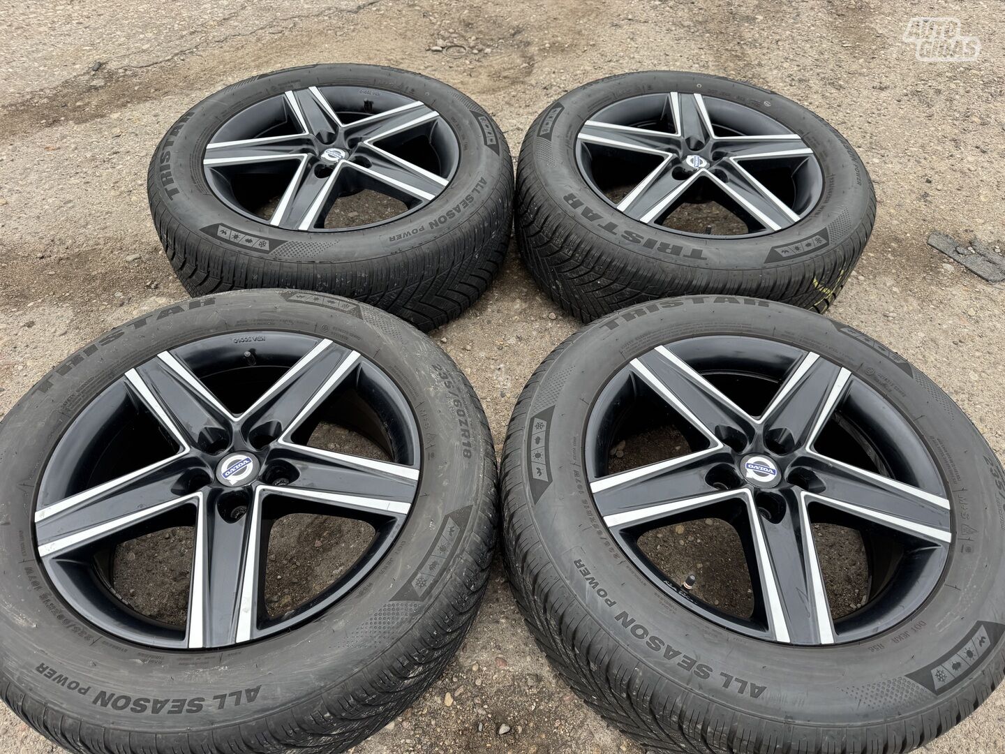 Volvo Siunciam, 7,5 J ET47 light alloy R18 rims