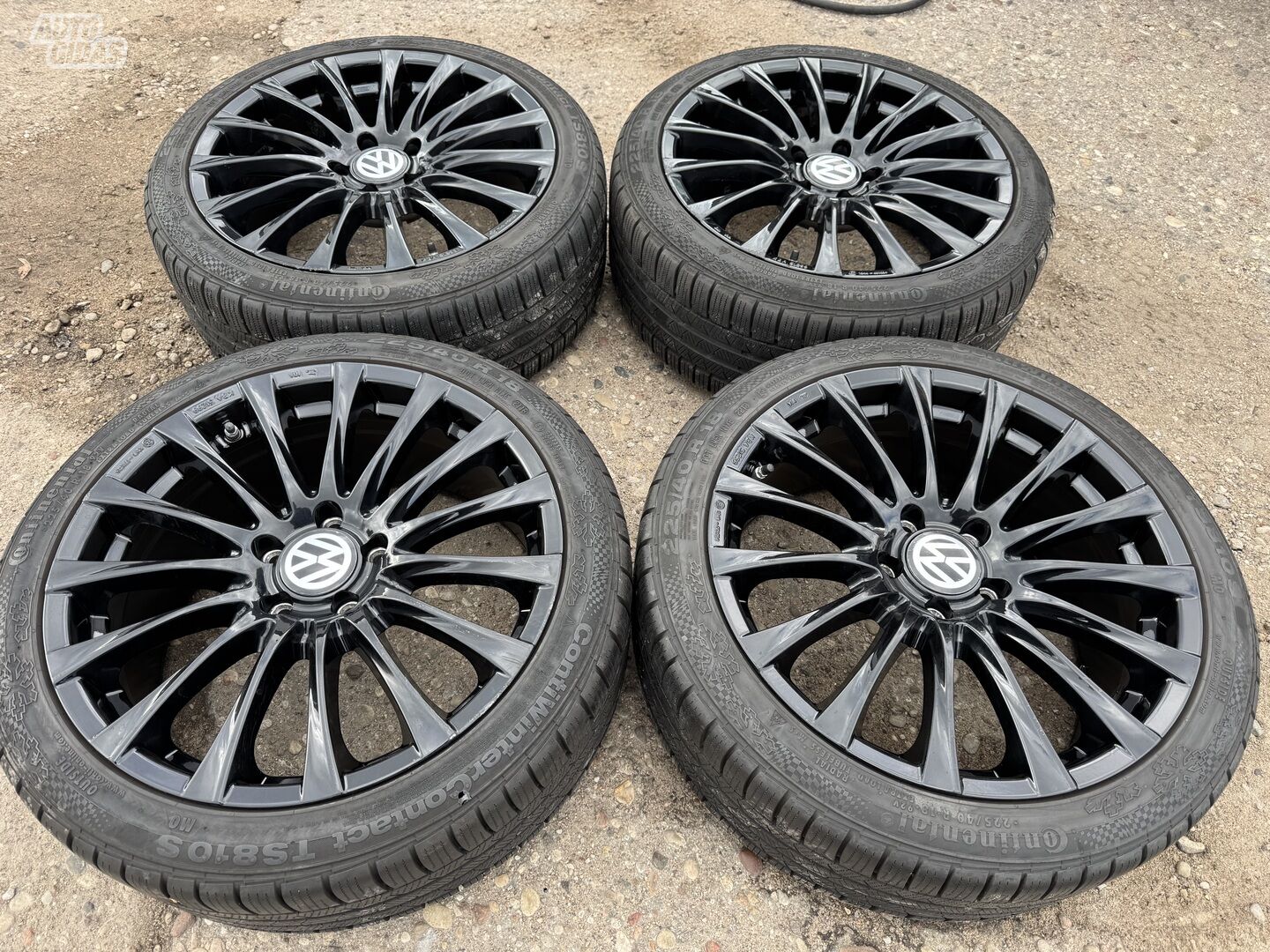 Volkswagen Siunciam, 8J ET38 light alloy R18 rims