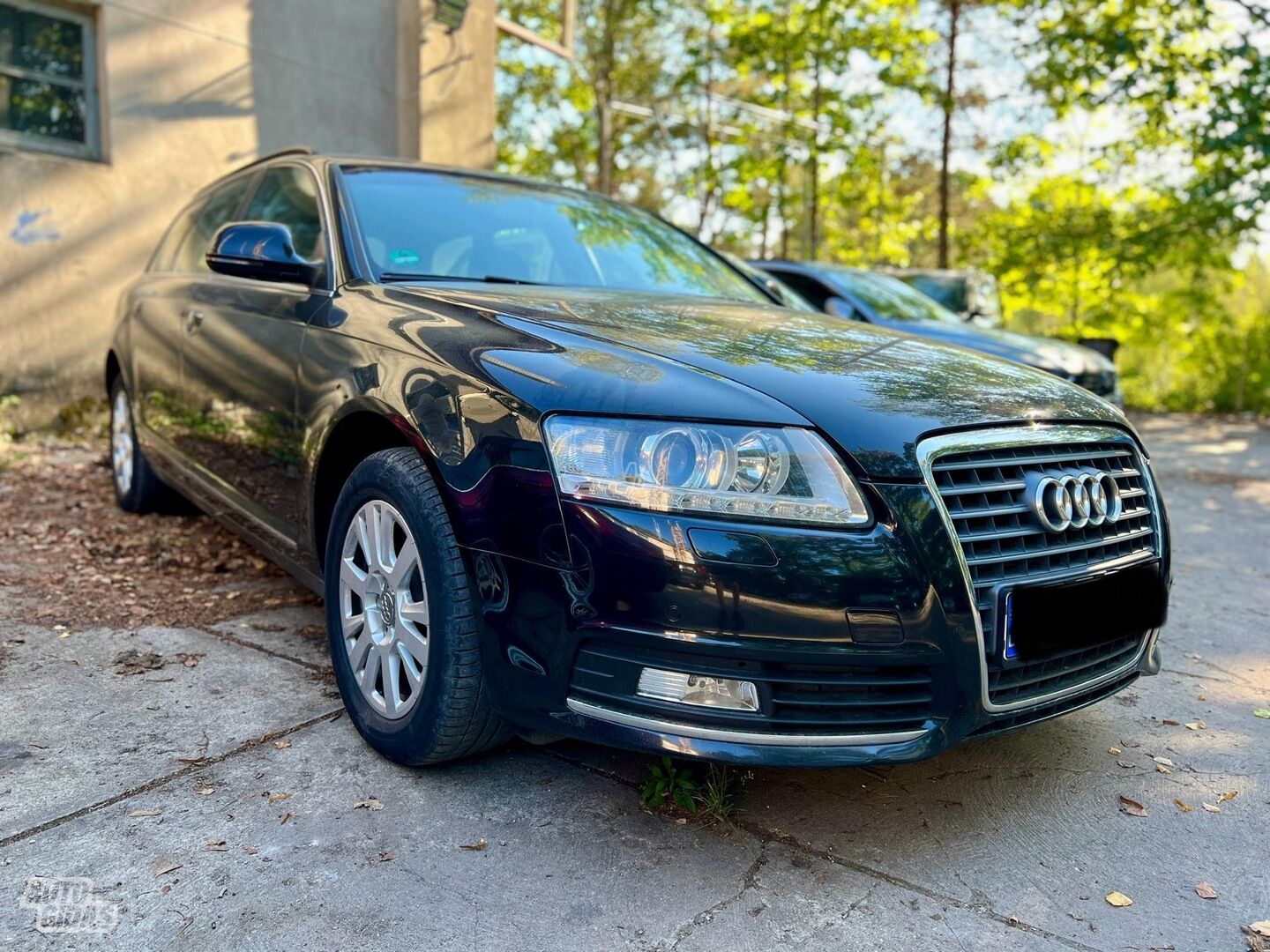 Audi A6 2010 m Universalas