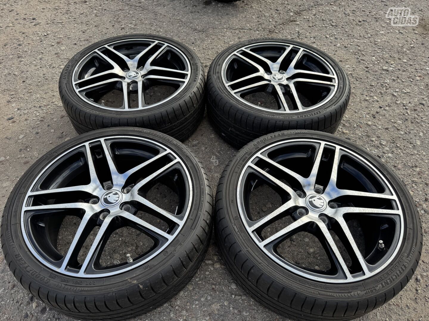 Skoda Siunciam 8j ET60 light alloy R18 rims