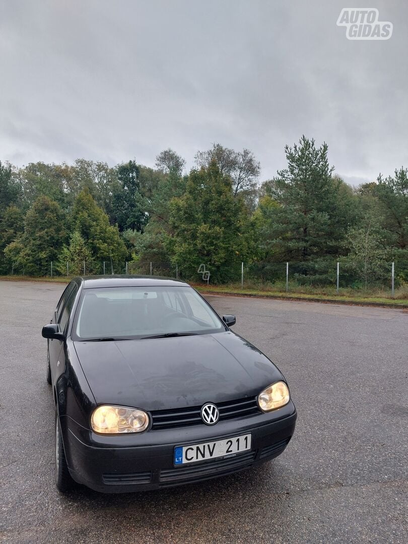 Volkswagen Golf IV 2001 г