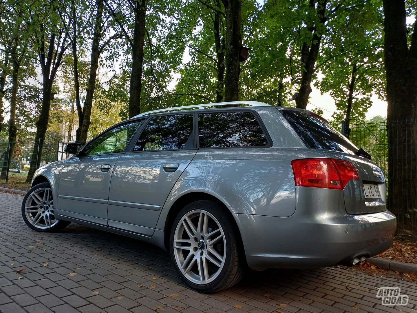 Audi A4 2006 m Universalas