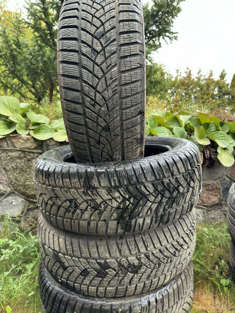 Goodyear Ultragrip Perf+ R17 winter tyres passanger car