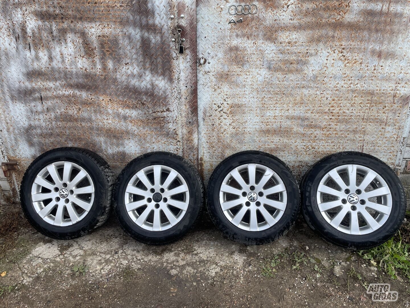 Passat light alloy R16 rims