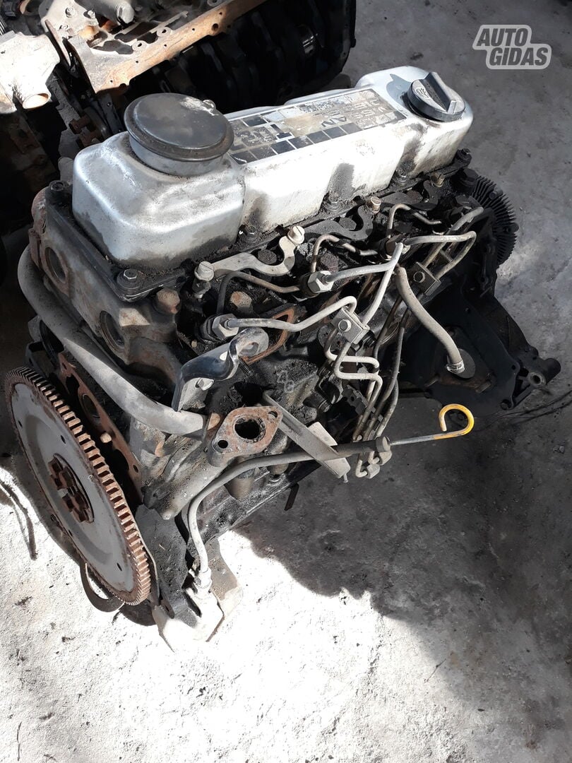 Nissan Terrano 1995 y parts