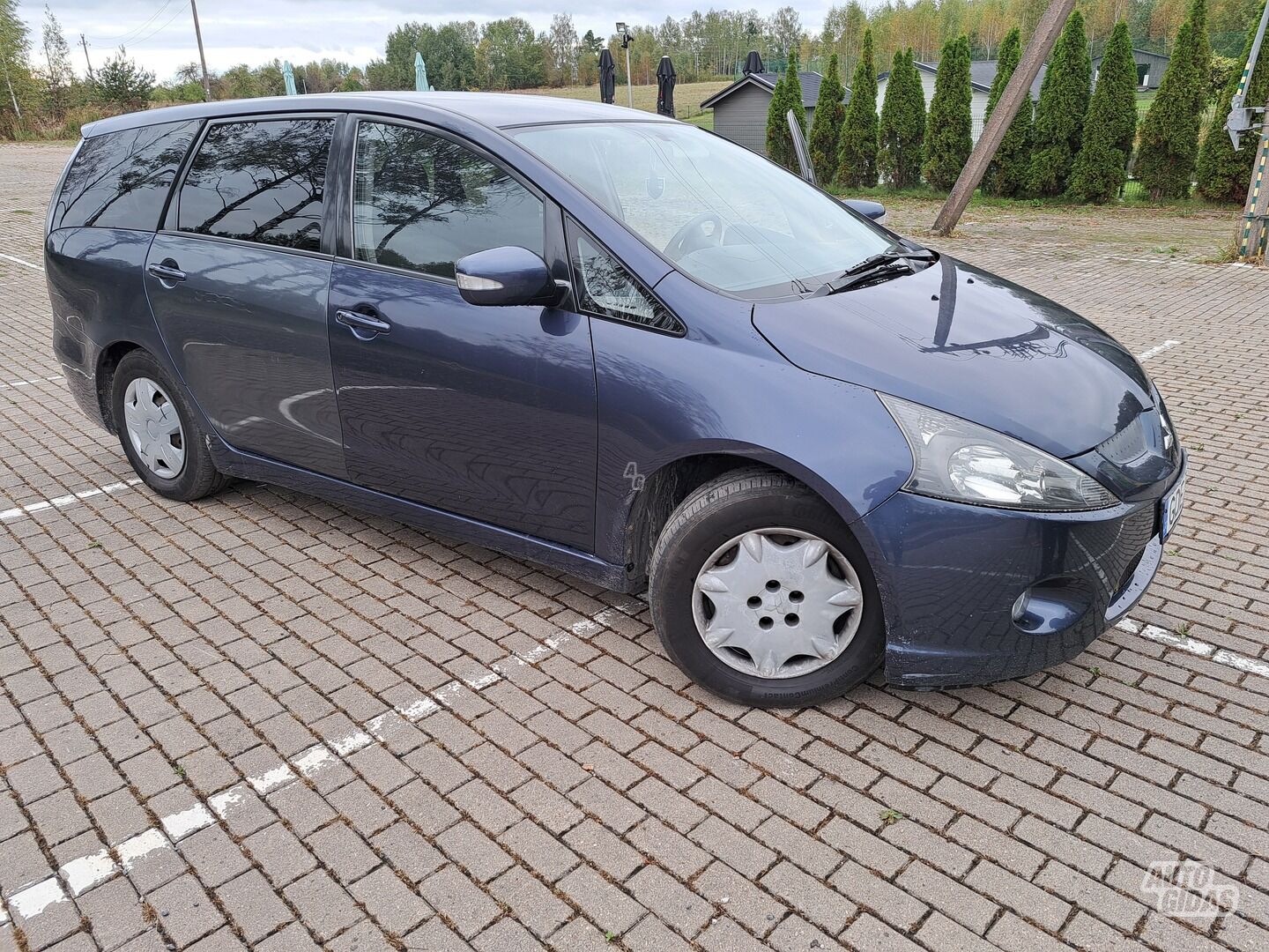 Mitsubishi Grandis 2004 г Минивэн