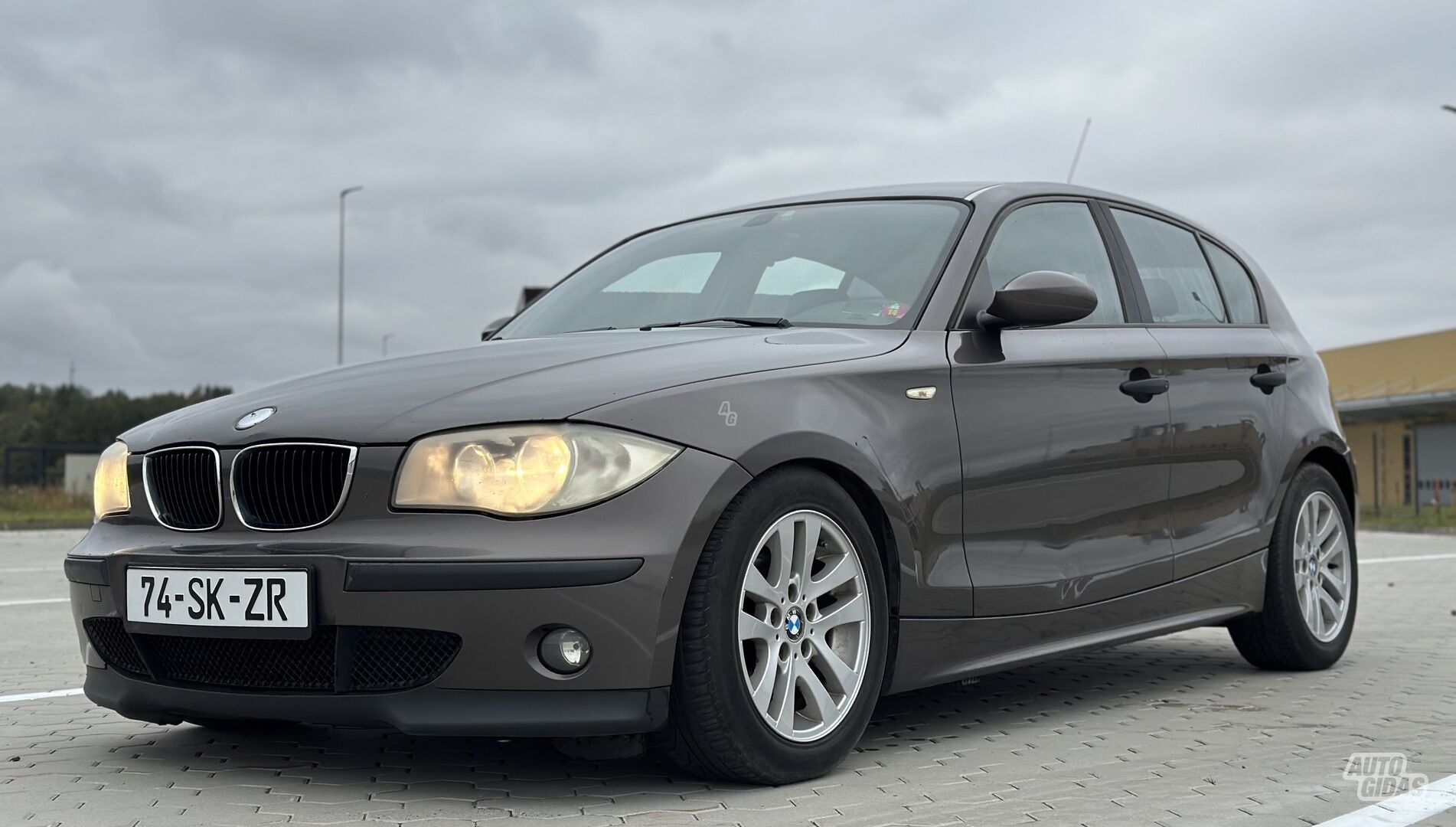 Bmw 118 E87 2006 y