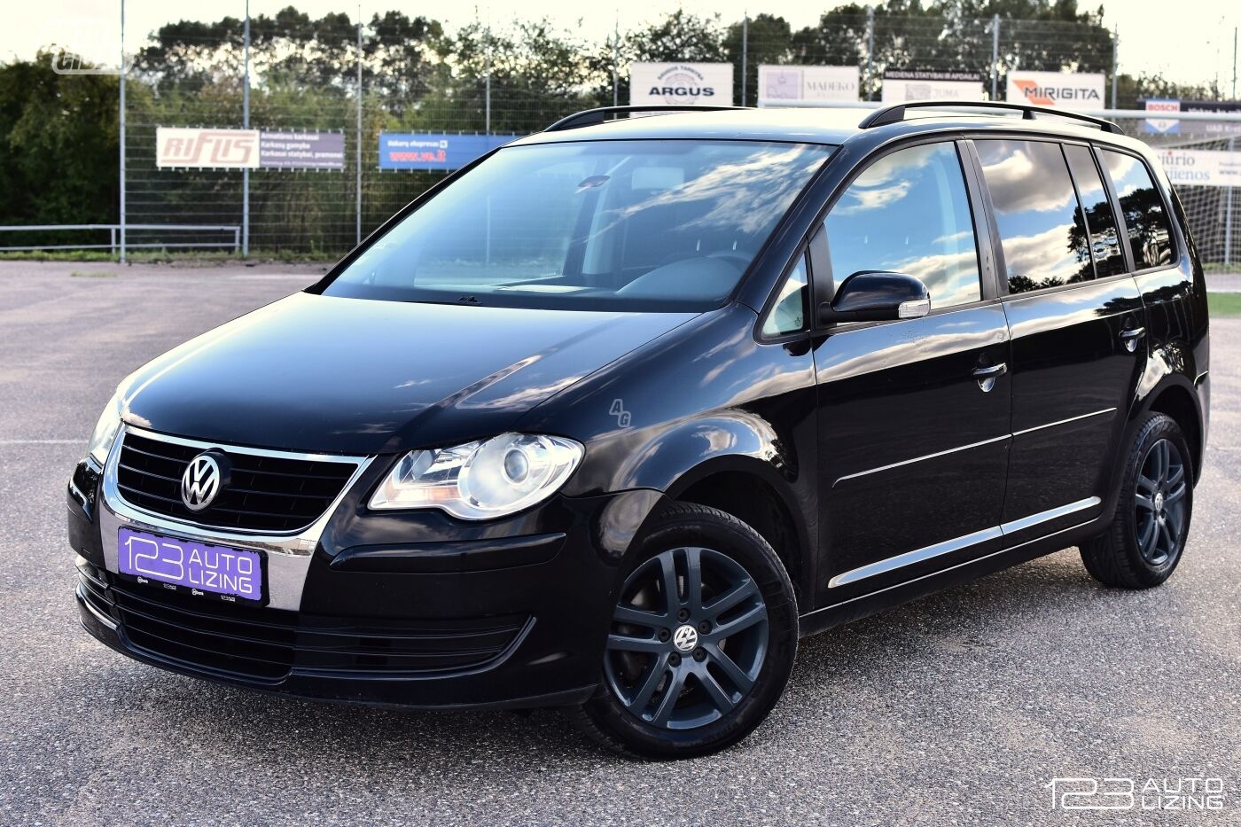 Volkswagen Touran 2007 г Минивэн