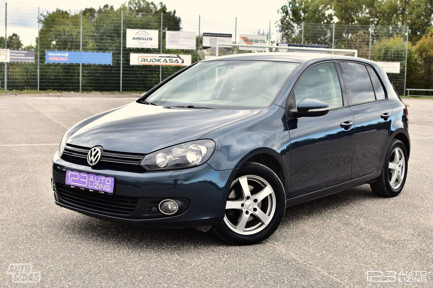 Volkswagen Golf 2009 y Hatchback