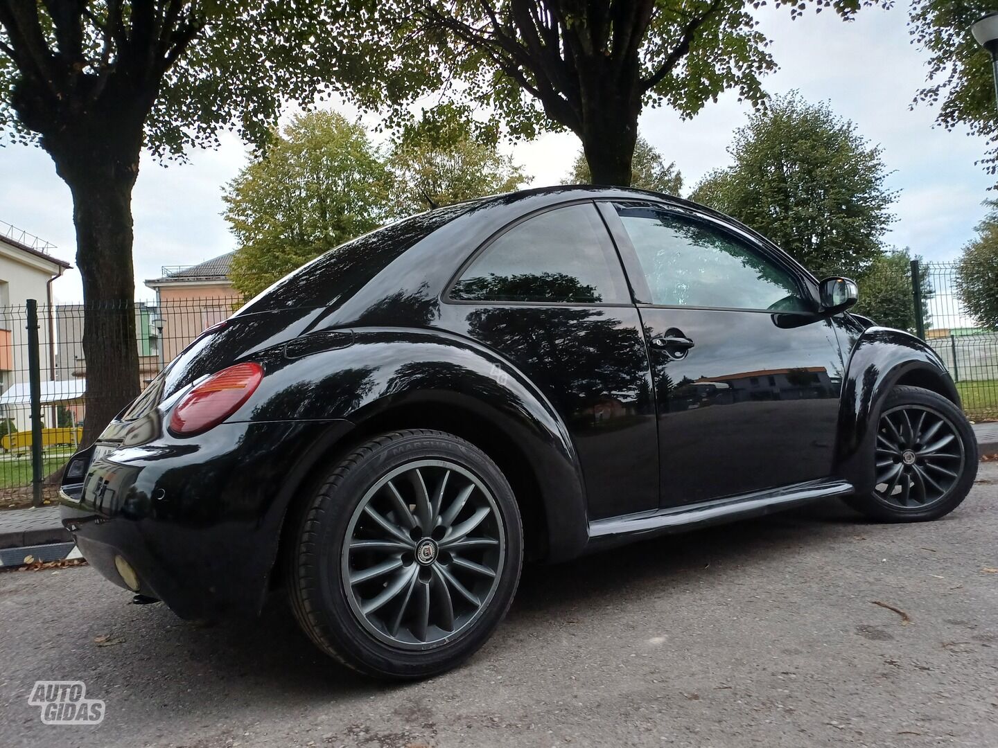 Volkswagen Beetle 2004 г Хэтчбек