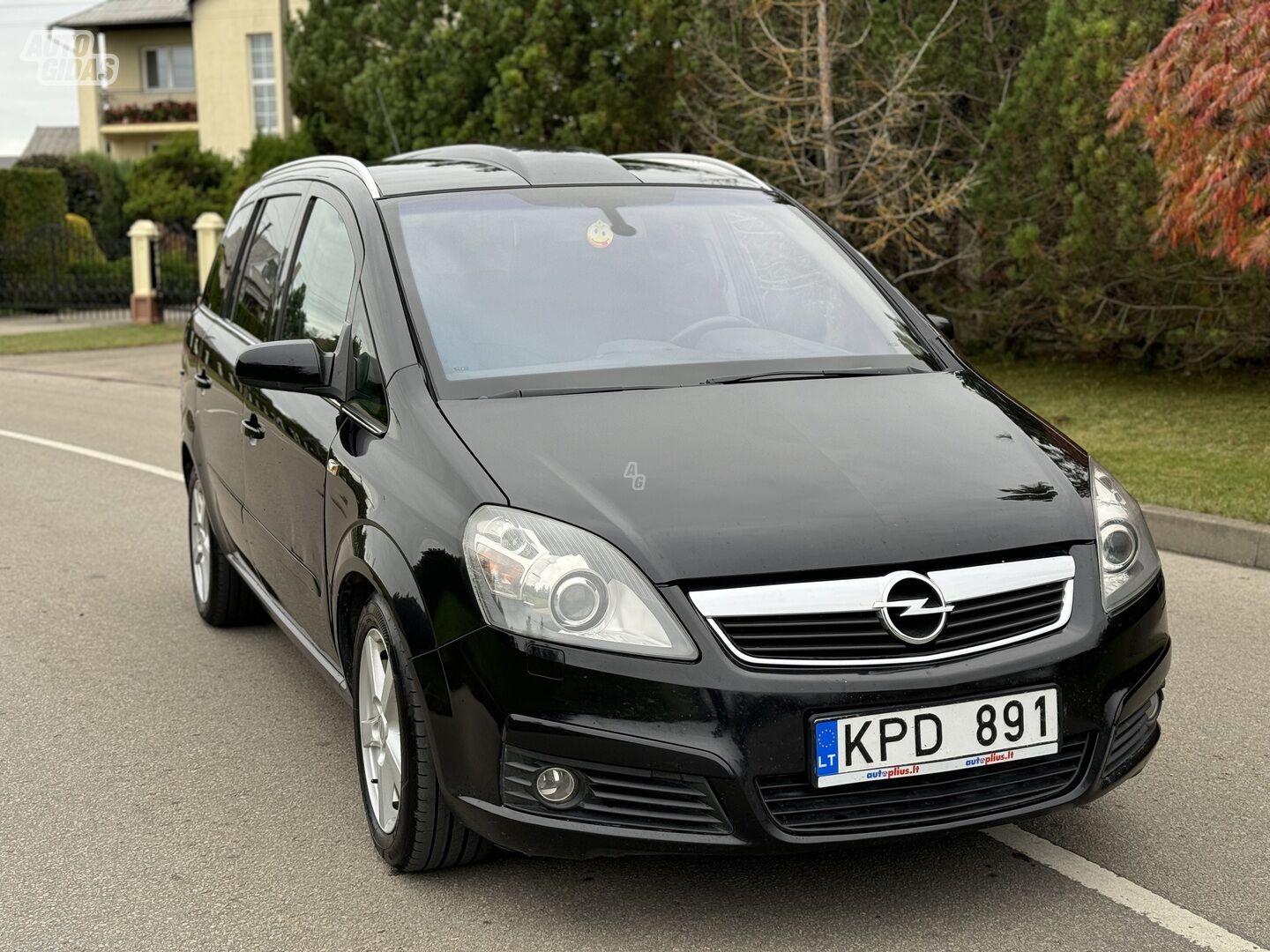 Opel Zafira B 2007 г