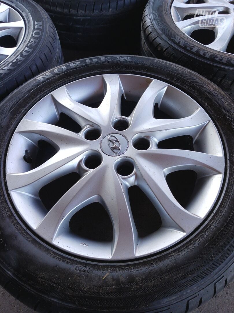 Hyundai light alloy R16 rims