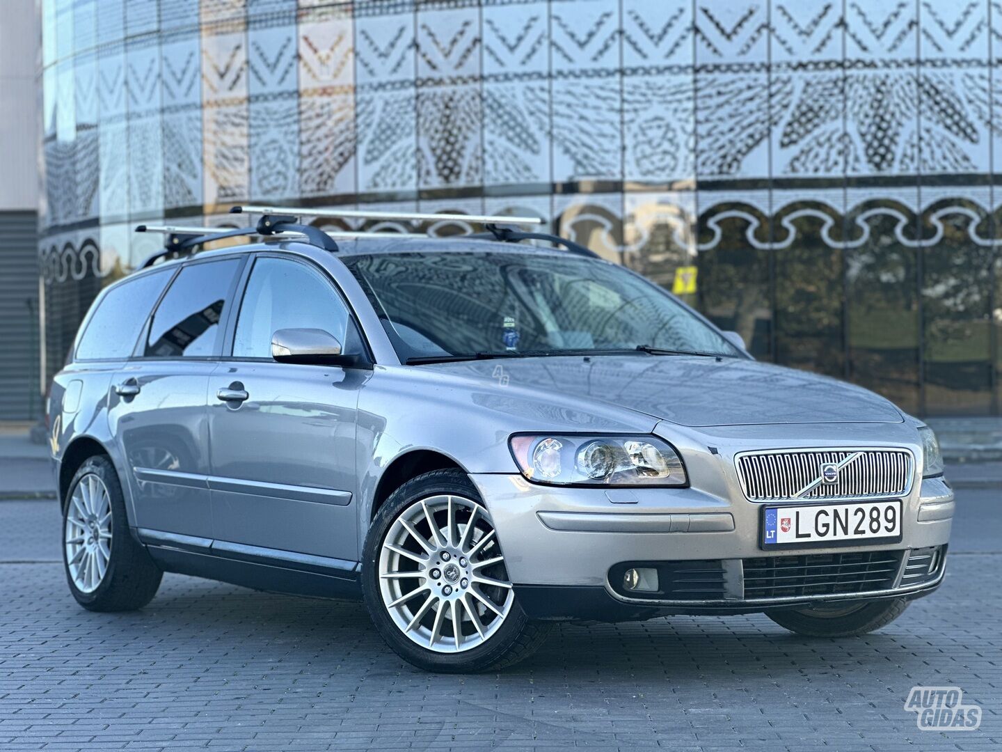 Volvo V50 | PLATI KOMPLEKTACIJ 2006 m