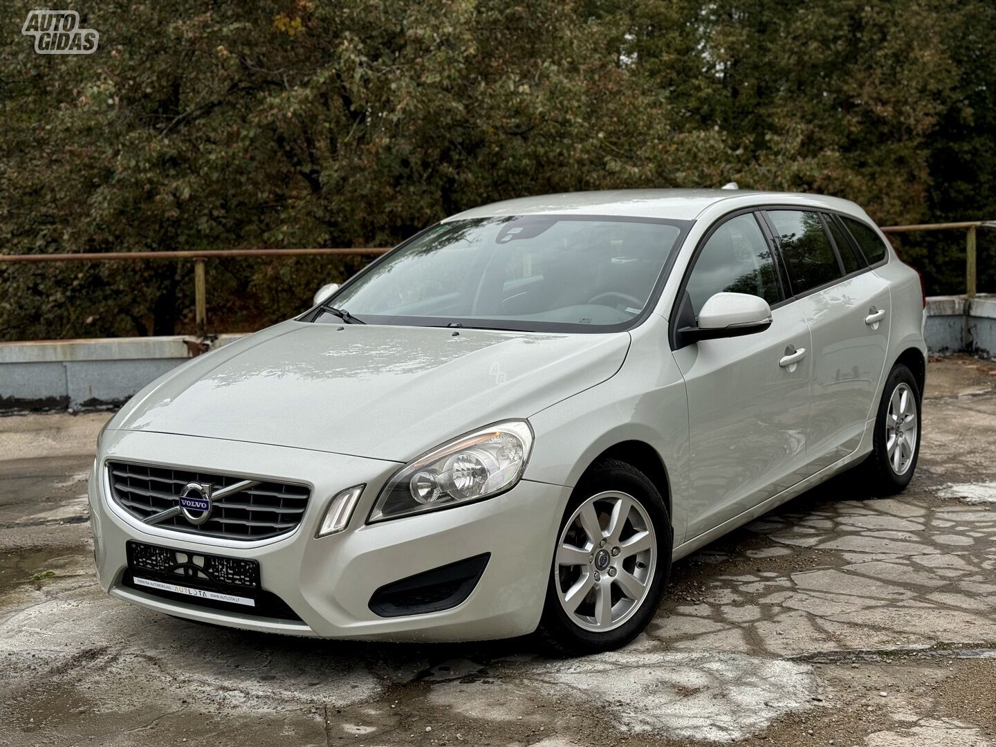 Volvo V60 2011 г Универсал