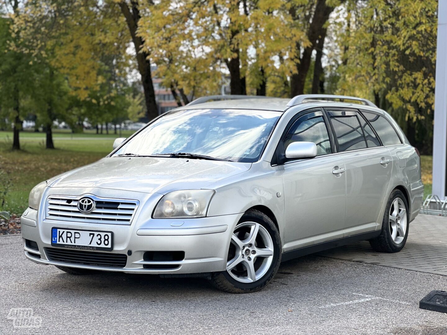 Toyota Avensis II 2005 г