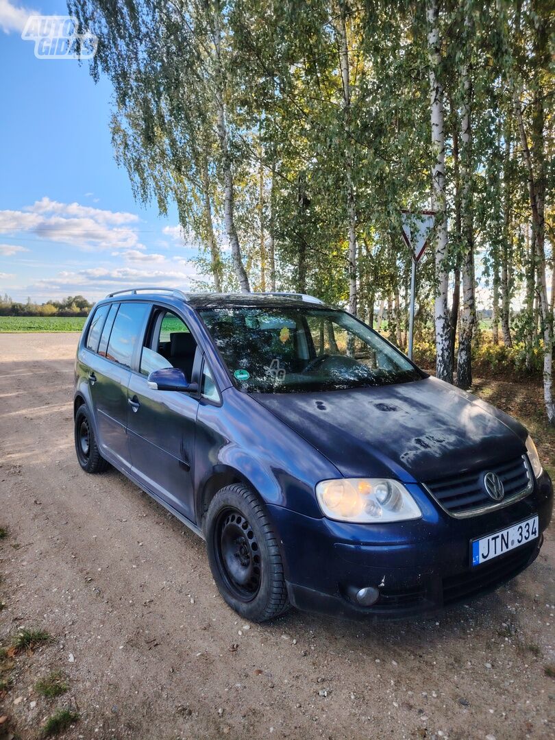 Volkswagen Touran 2004 m Vienatūris