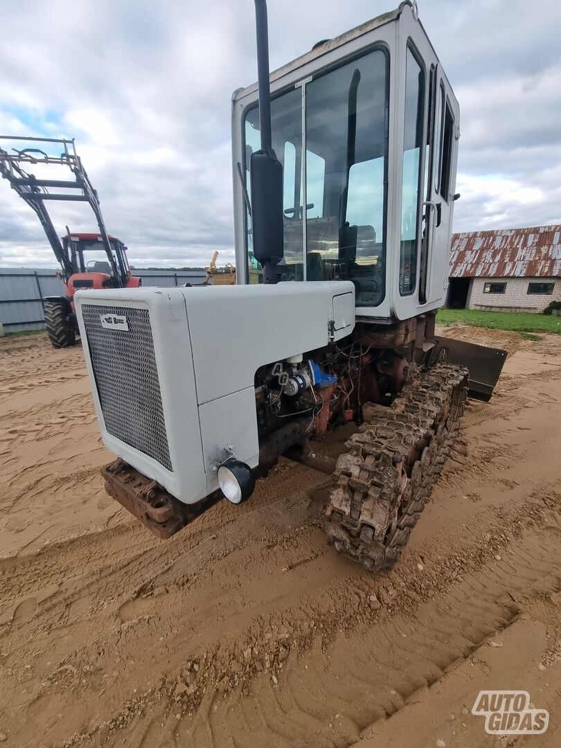 MTZ 1997 y Tractor