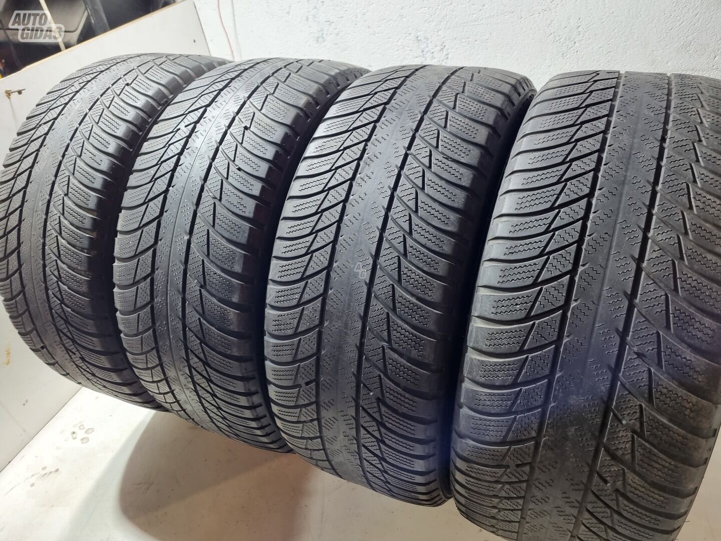 Bridgestone 3-4mm, 2019m R17 winter tyres passanger car