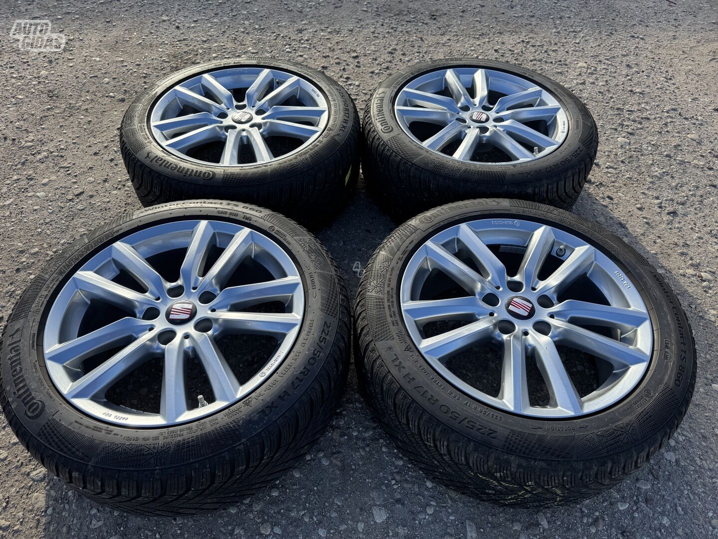 Seat Siuciam, 7.5J ET27 light alloy R17 rims