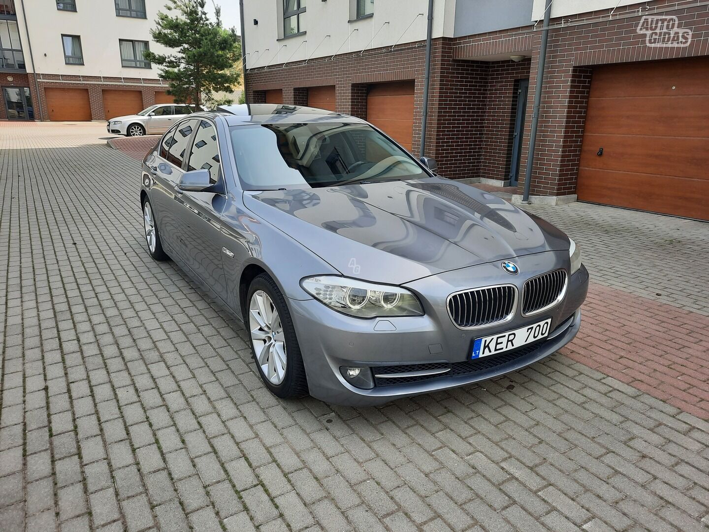 Bmw 520 2012 m Sedanas